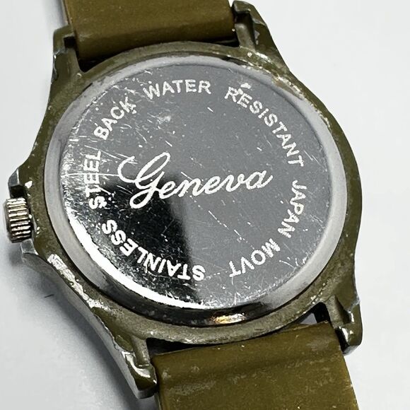 Geneva Women's Quartz Watch Used With New Battery. It Is A Working Watch - Picture 7 of 15